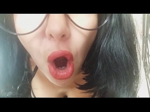 ❤️ 亲爱的，你的继母今天不让你去上学...... 我太需要你了... at us