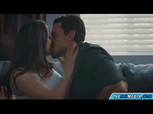 ❤️ 浪漫的性爱，有一个好的胸脯的妈妈 at us